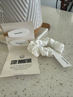 SpoiledChild White Satin Scrunchie & No Crease Hair Clips Set